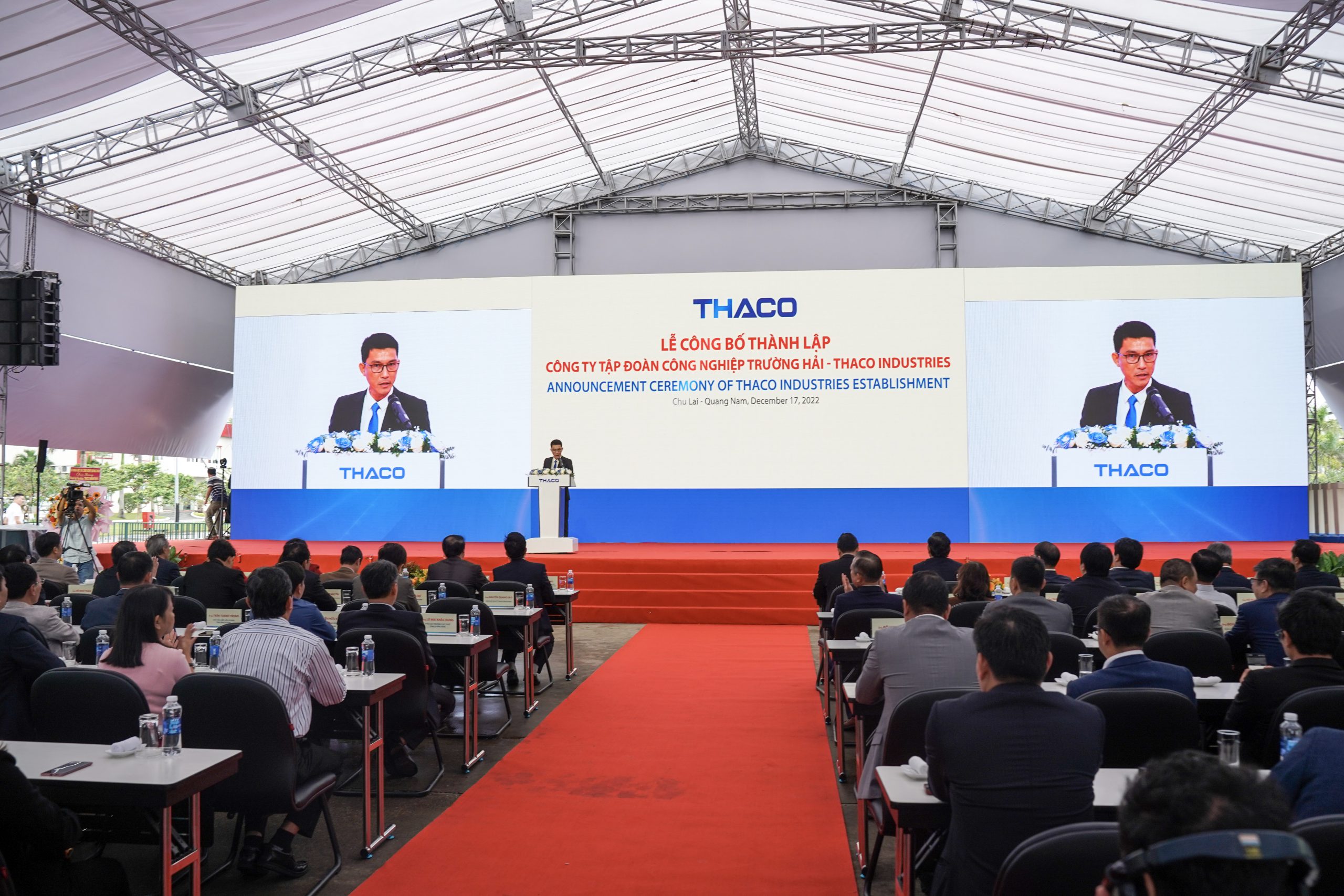 Announcement ceremony of THACO INDUSTRIES establishment.