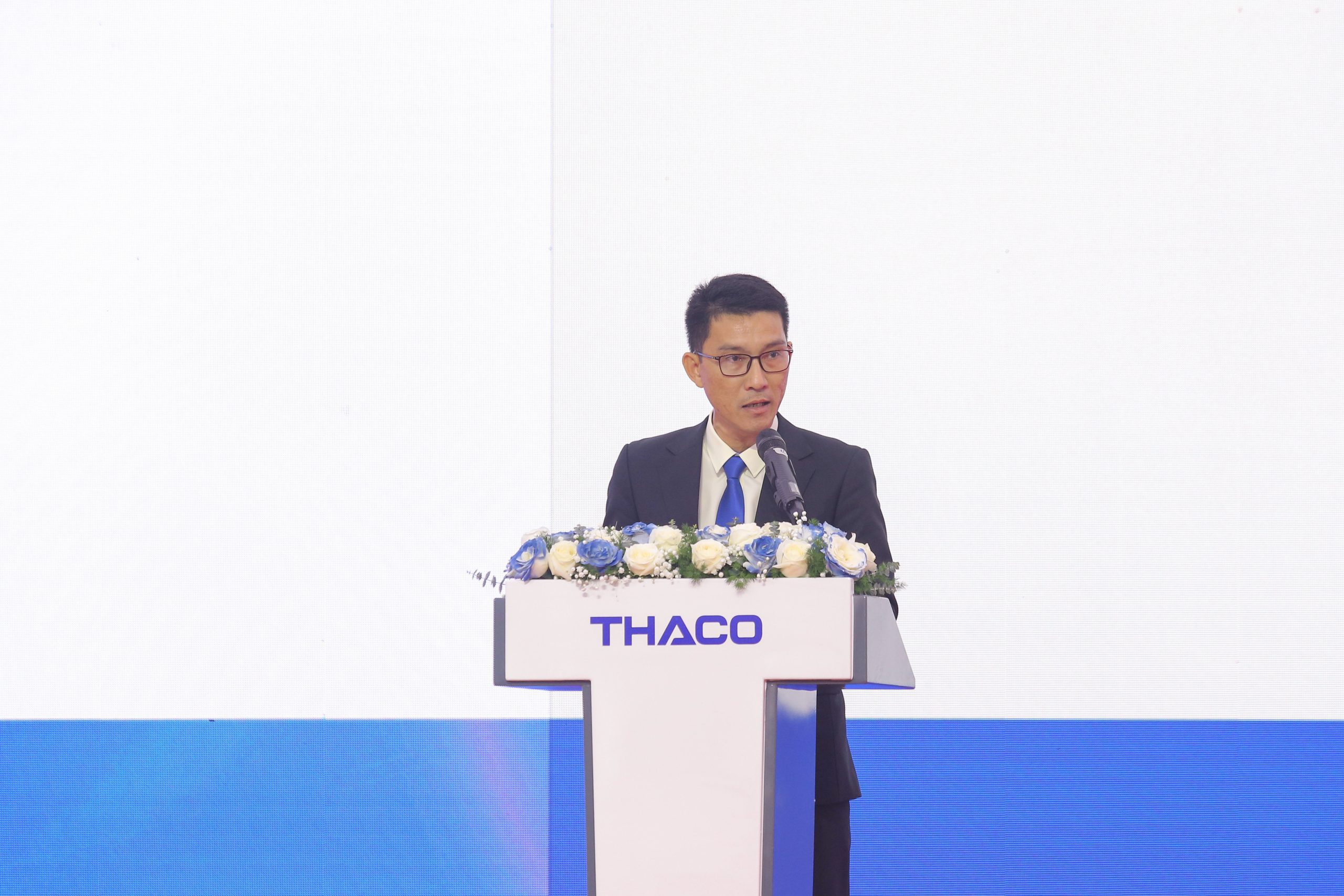 Mr. Do Minh Tam, THACO INDUSTRIES President is speaking about the establishment, development strategies and plans of the corporation.