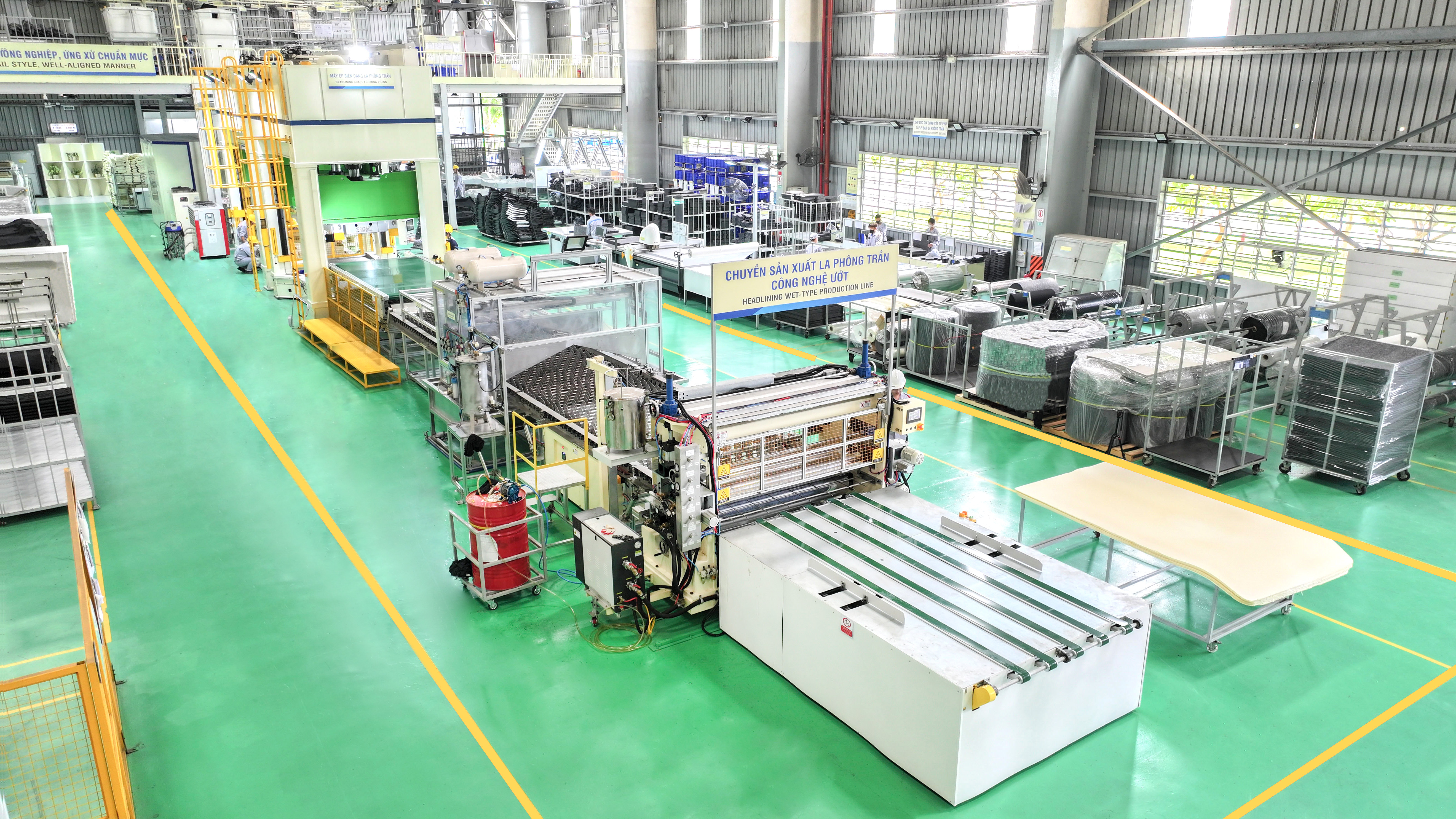1. Dây chuyền sản xuất la phông trần công nghệ ướt.
