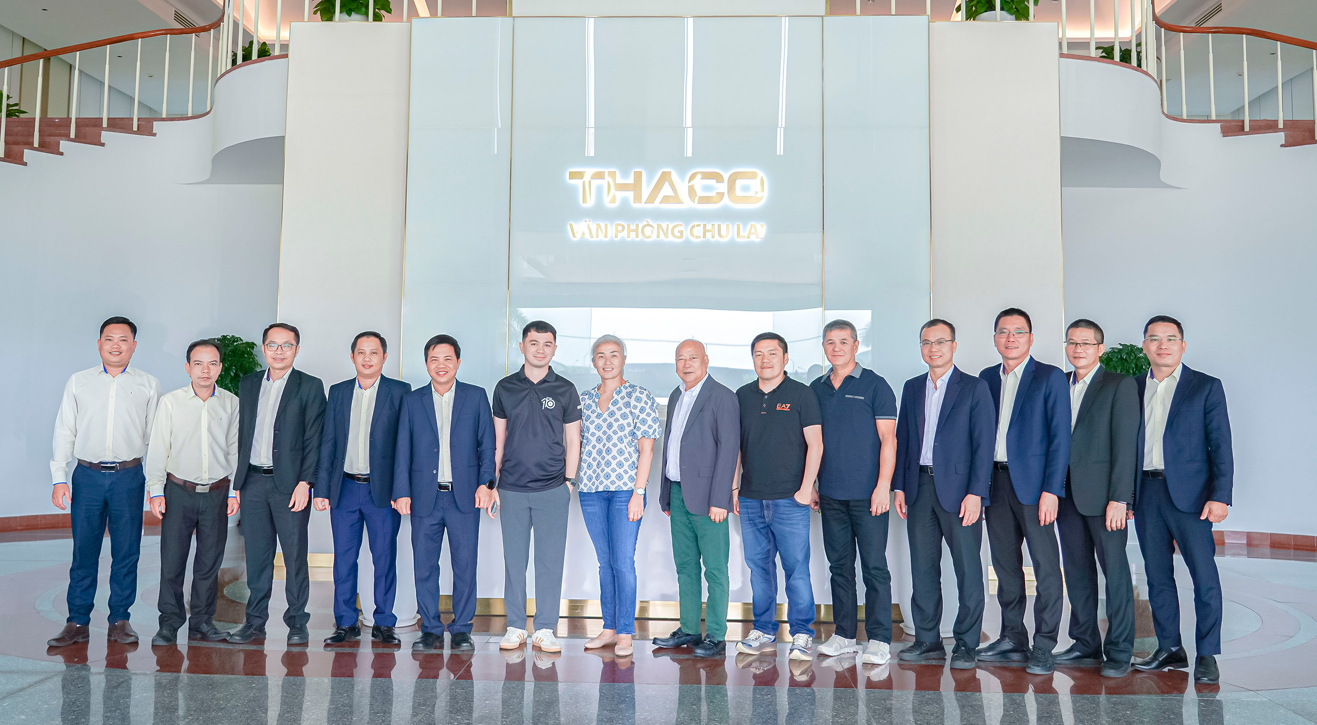 THACO TRAILERS BÀN GIAO SƠ MI RƠ MOÓC SÀN THẤP 3 TRỤC CHUYÊN DỤNG 3