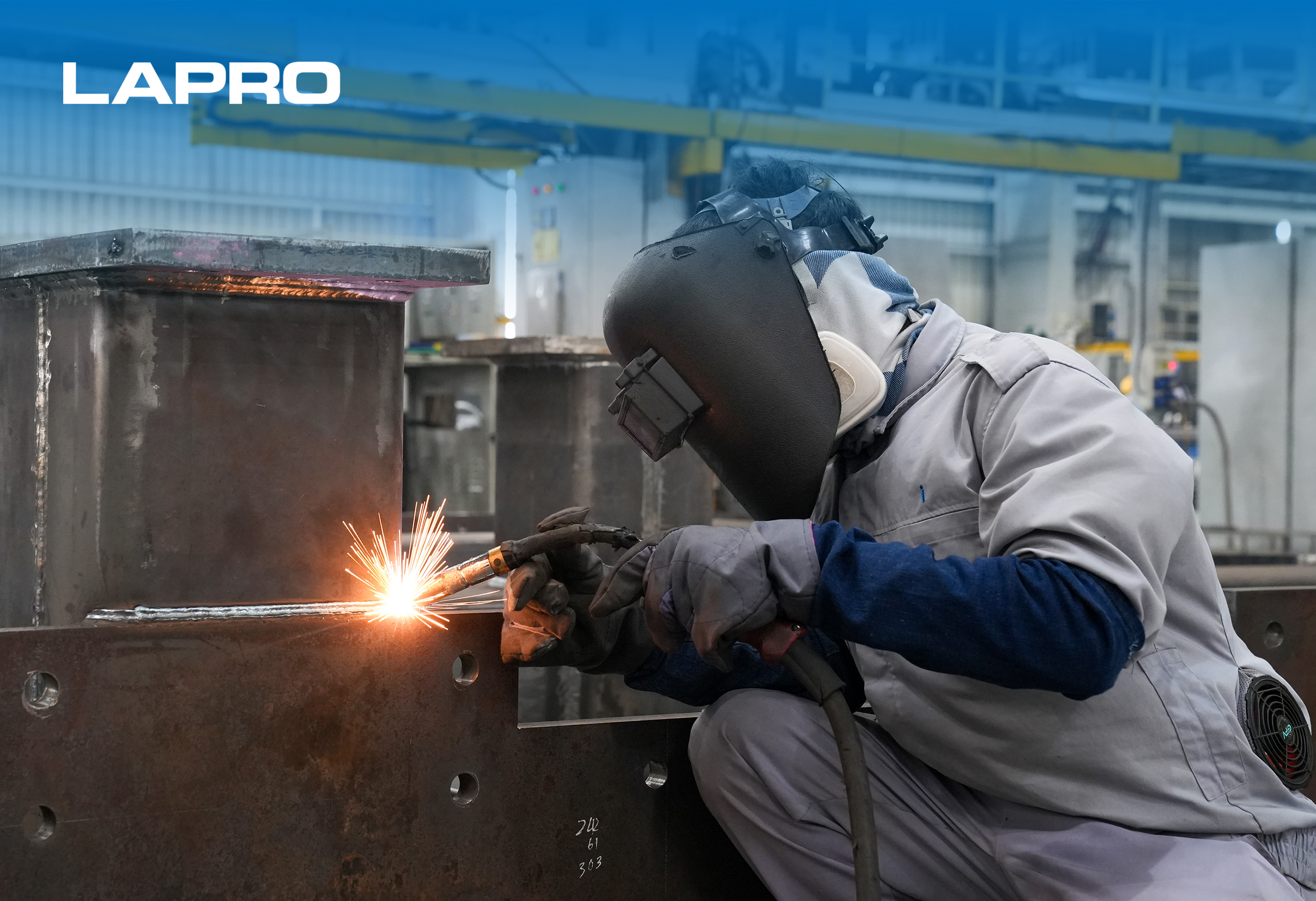 Welding gloves withstand heat up to 1000°C