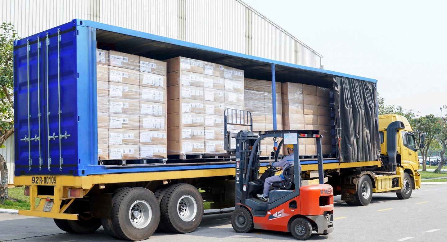 Packaging & Shipping