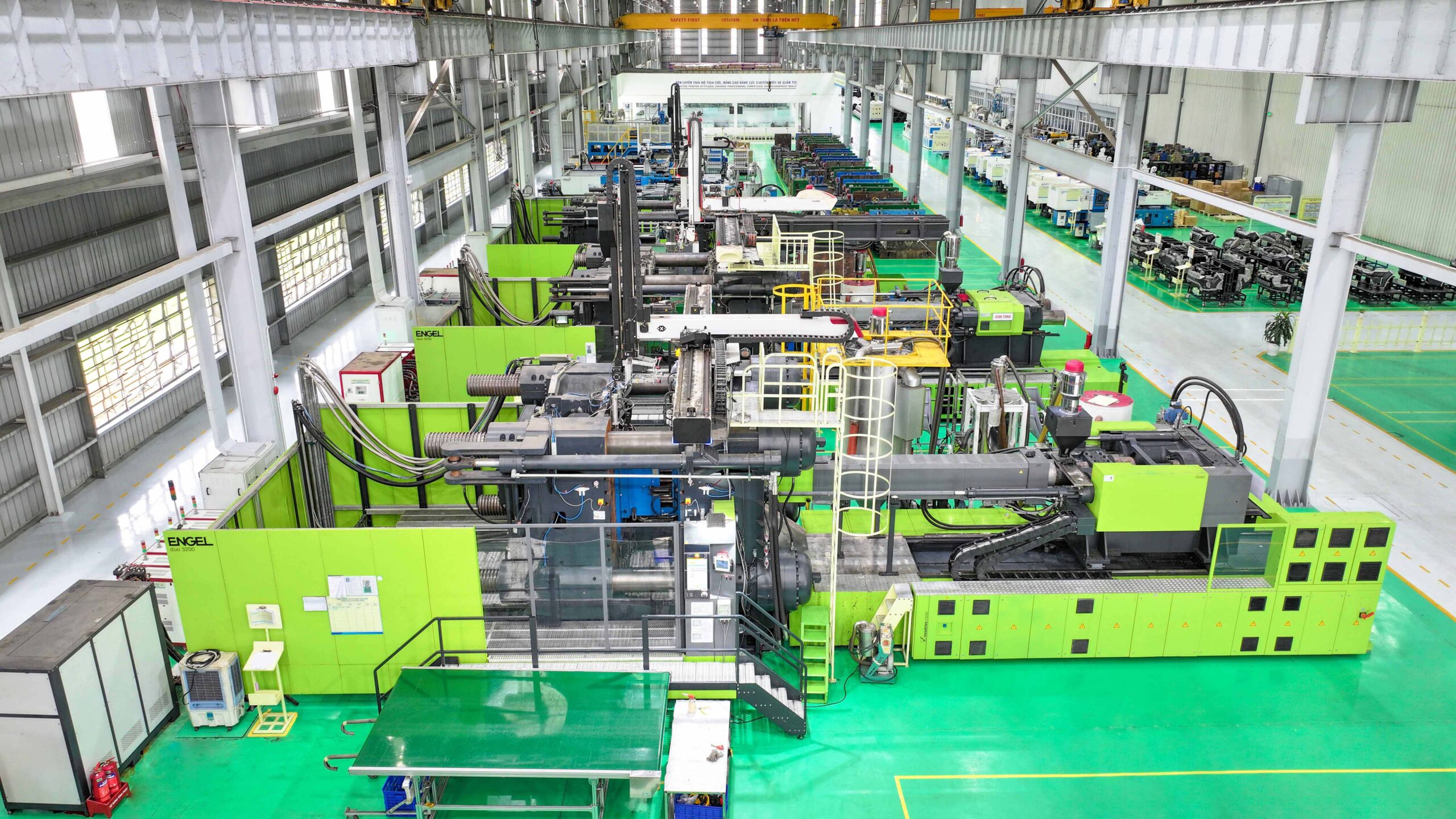 OEM Automotive Plastic Injection Mold​